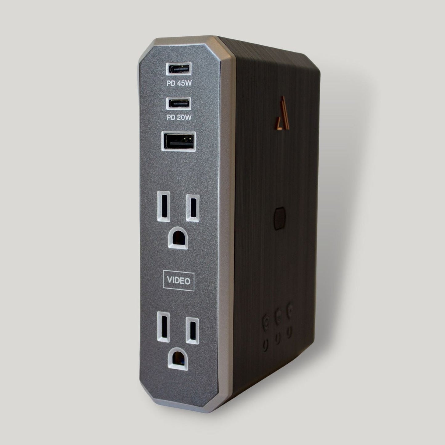 Austere Audio VII Series Power 4-Outlet with Omniport USB+PD45