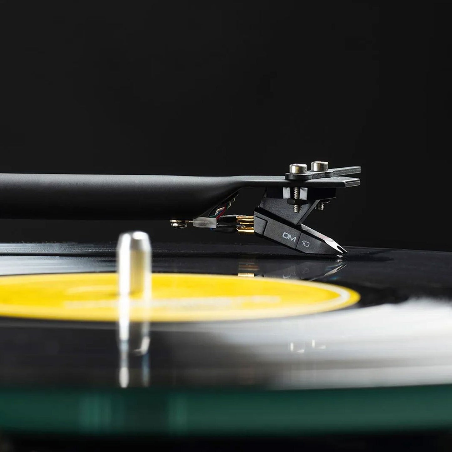 Pro-Ject: T1 EVO Turntable