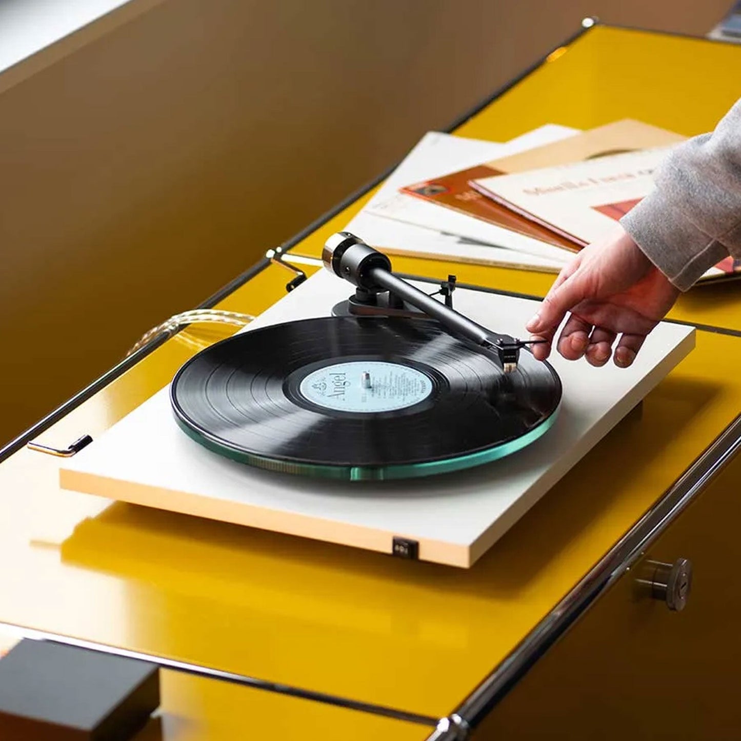 Pro-Ject: T2 Super Phono Turntable